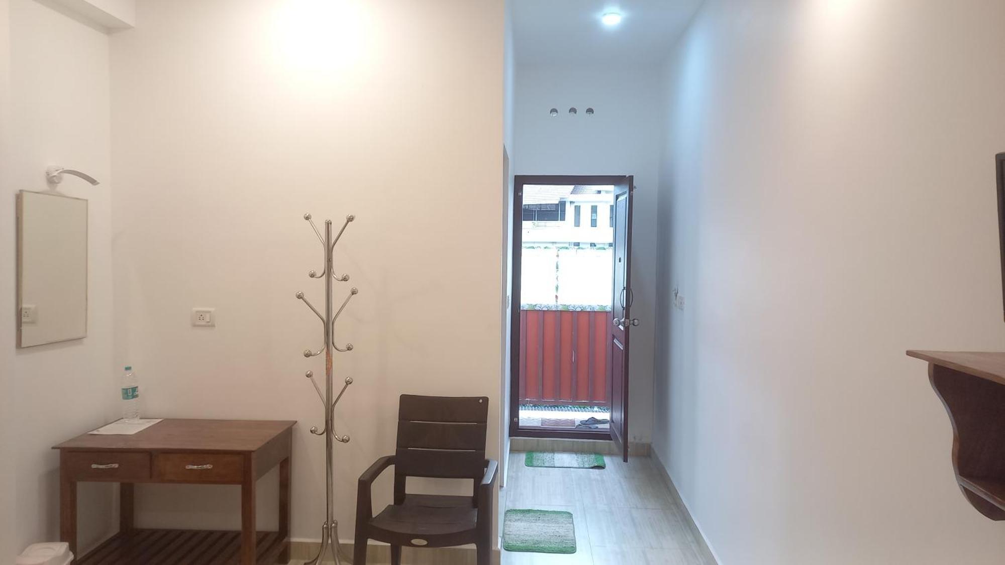 Wild Window - Forest View Homestay เทกคาดี ภายนอก รูปภาพ